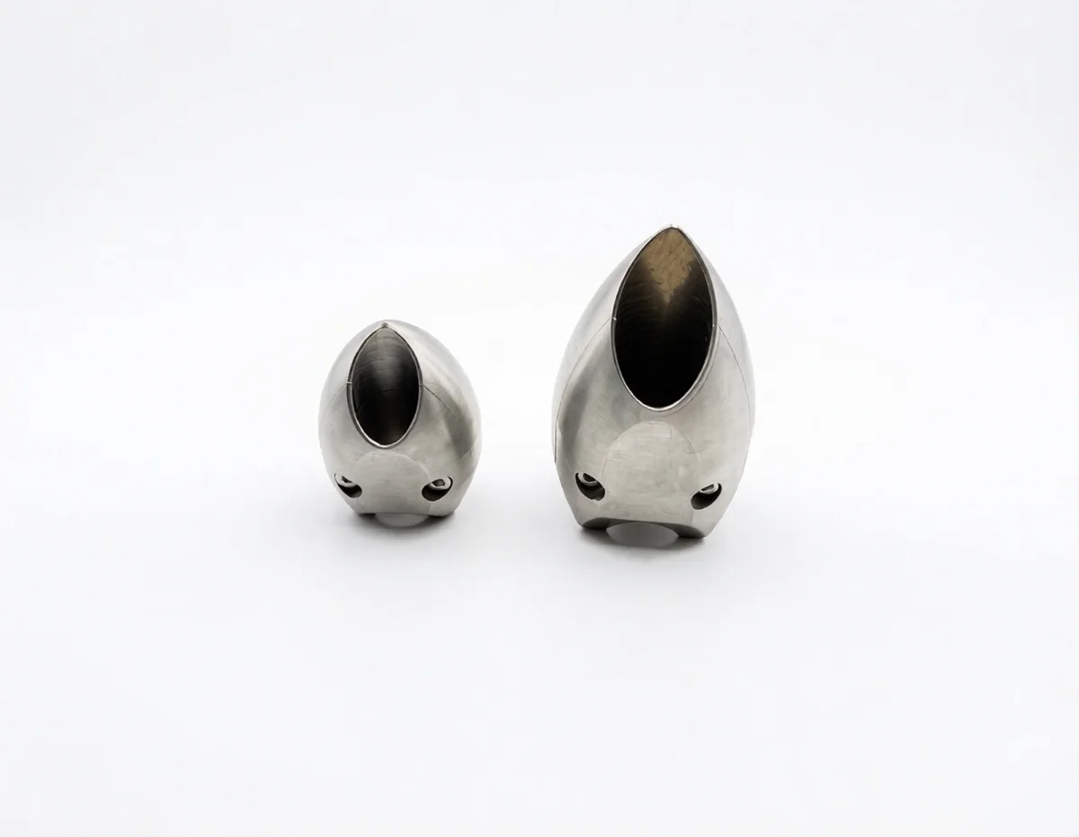 Heavy-duty industrial gripper nozzle for precise material handling and clamping applications.
